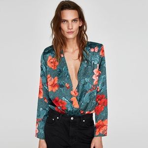 Brand new floral print body suit from Zara